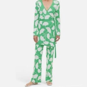 Diane von Furstenberg V-Neck Ginkgo Green Sweater Wrap Top and matching pants